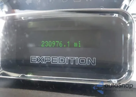 2010 Ford Expedition Eddie Bauer z USA, uszkodzony, nr VIN 1FMJU1H5XAEA07617